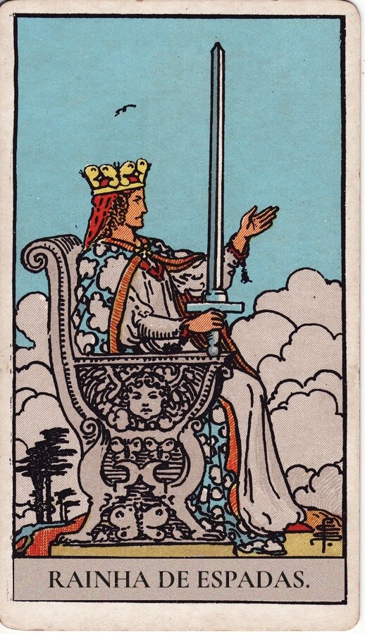 Rainha de Espadas — baralho Rider-Waite-Smith